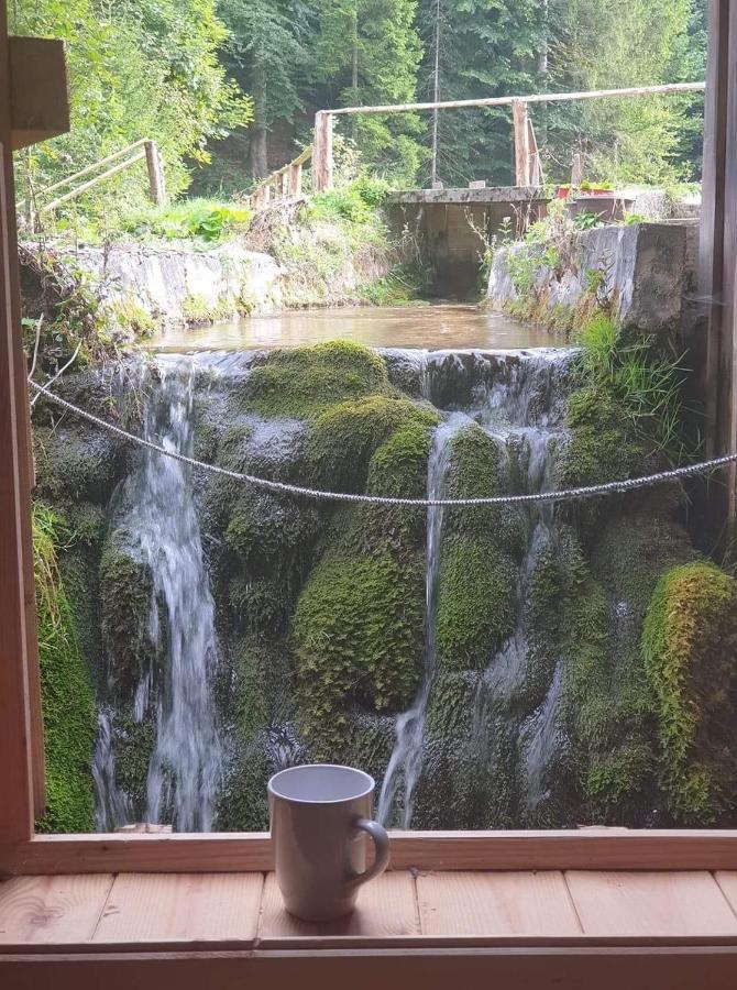Wooden House With A Waterfall "Stipanov Mlin" Plitvicka Jezera Exterior foto