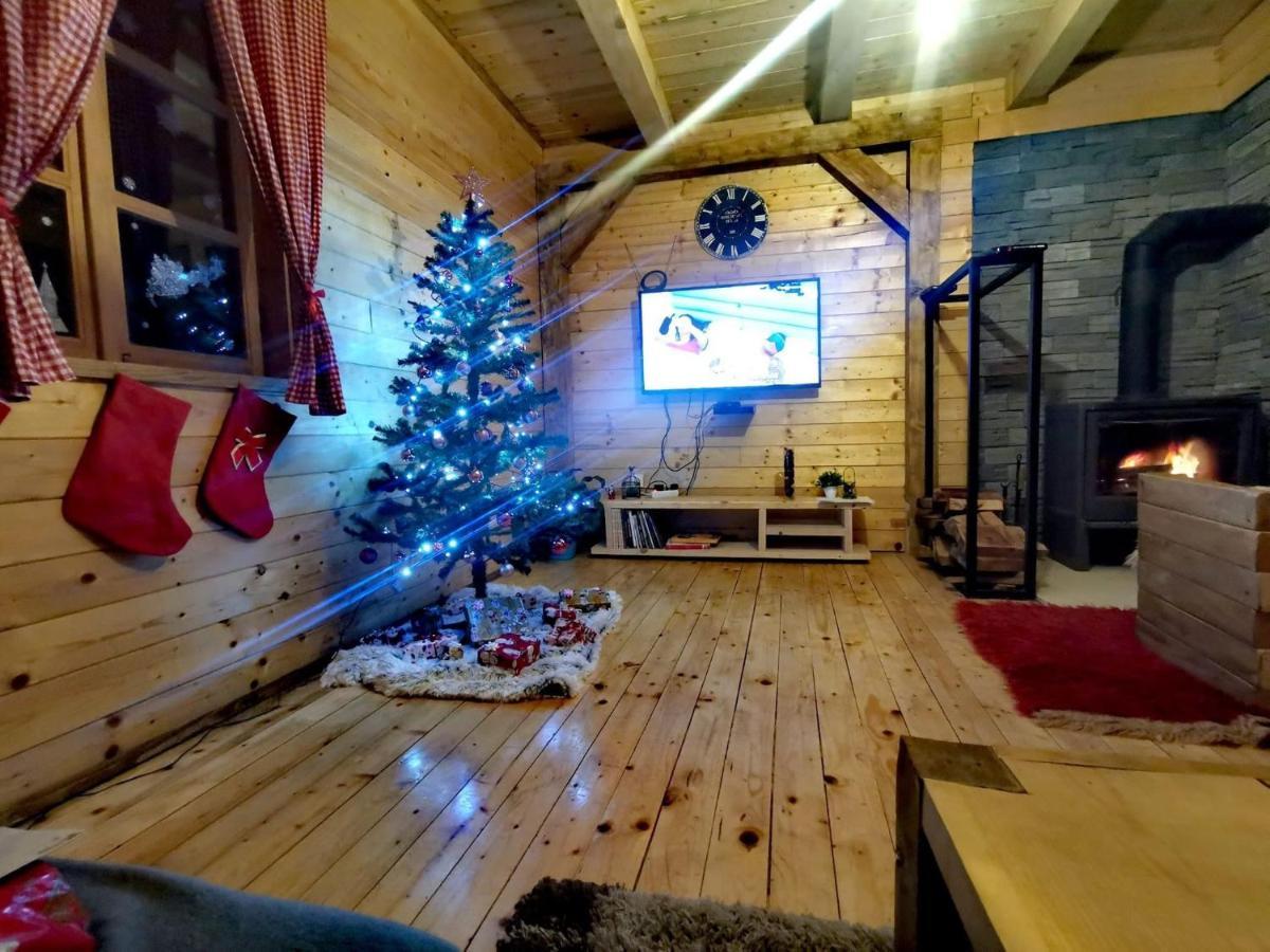 Wooden House With A Waterfall "Stipanov Mlin" Plitvicka Jezera Exterior foto