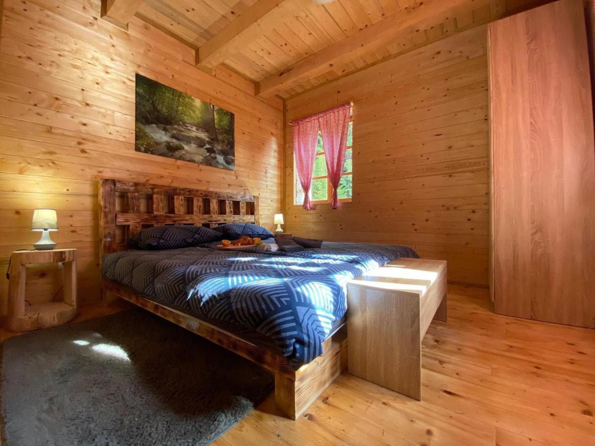 Wooden House With A Waterfall "Stipanov Mlin" Plitvicka Jezera Exterior foto