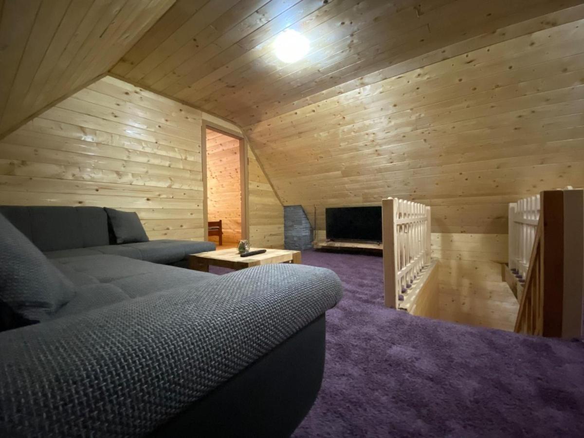 Wooden House With A Waterfall "Stipanov Mlin" Plitvicka Jezera Exterior foto